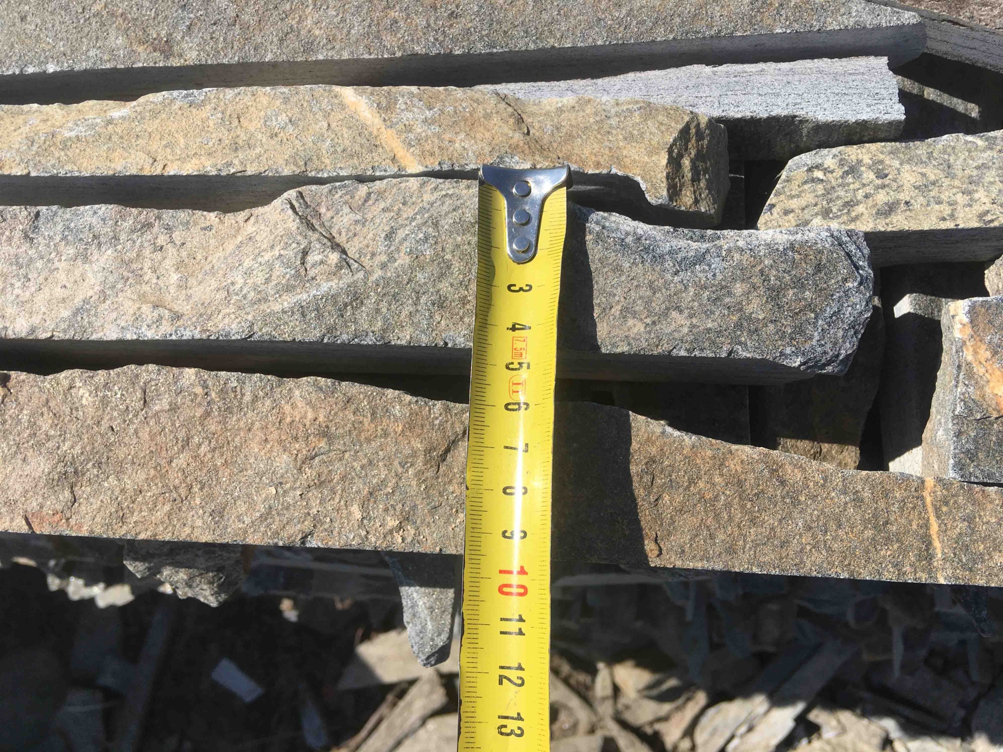 Горбушка златолит мультиколор для облицовки купить в Елабуге