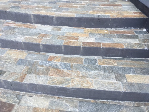 Плитка из Златолита Уральского для лестницы купить в Елабуге