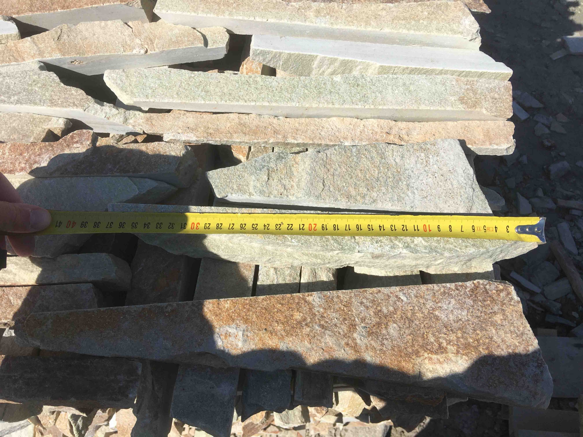 Горбушка златолит золотистый для облицовки купить в Елабуге