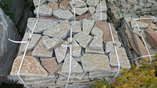 Гранитный плитняк галтованный для парковки купить в Елабуге