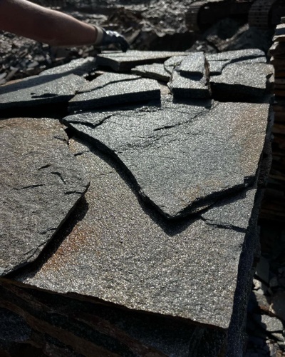 Плитняк златолит серебристый для фасада купить в Елабуге