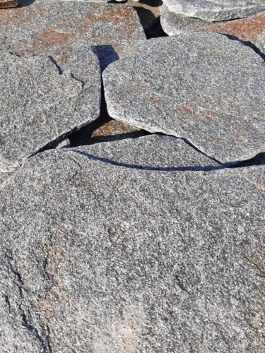 Златолит серебристый галтованный для лестниц купить в Елабуге