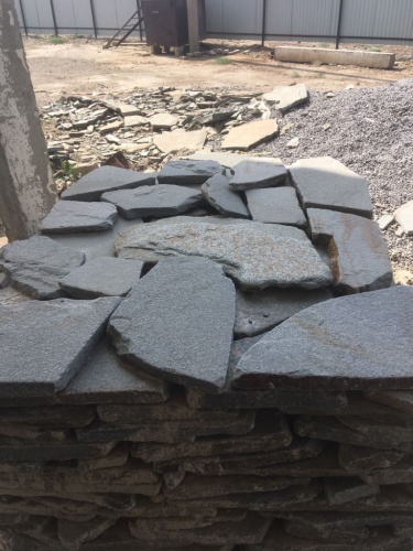 Златолит серебристый галтованный для лестниц купить в Елабуге